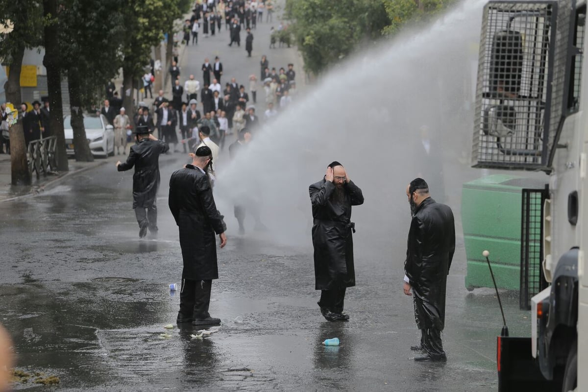 נתיחת התינוק: הפגנות סוערות בירושלים