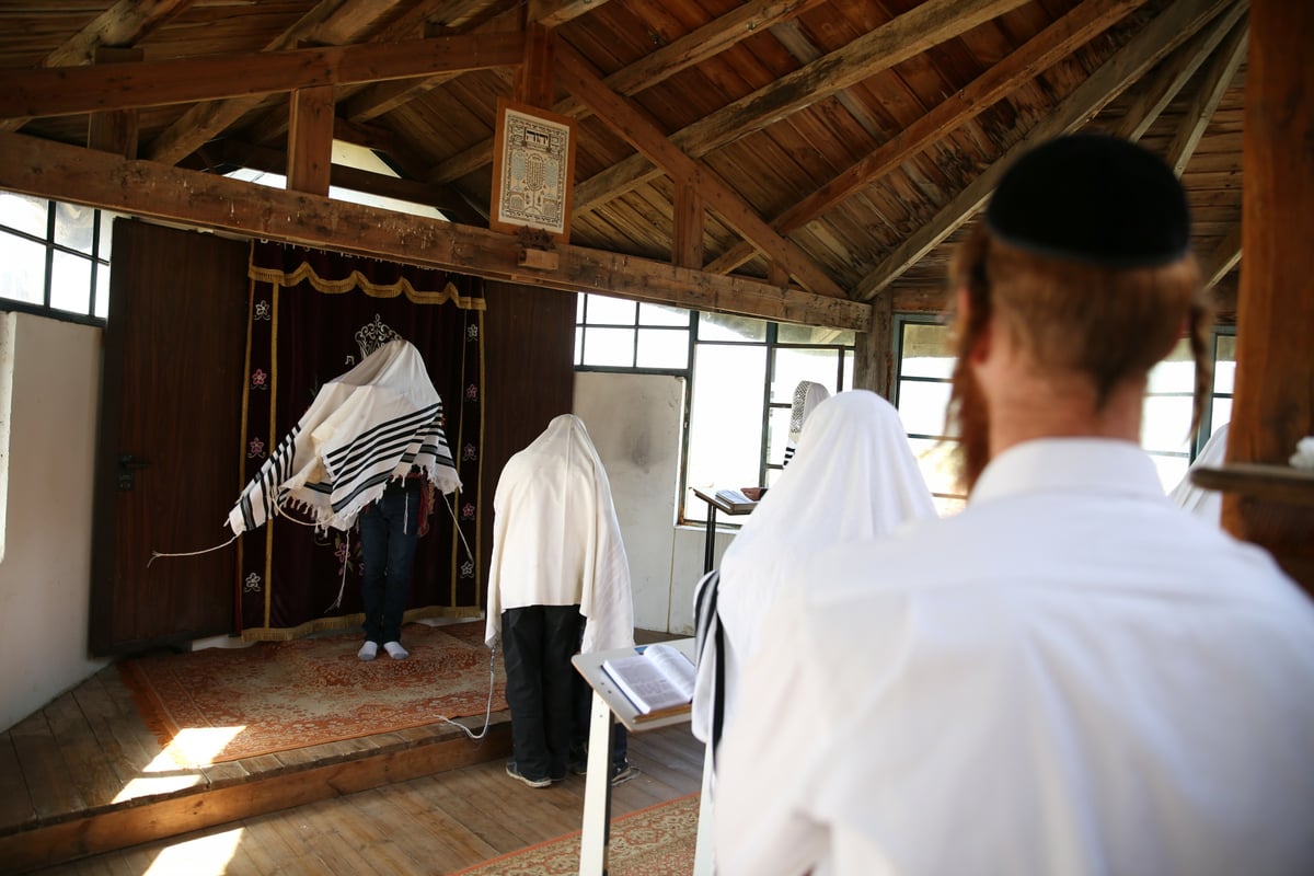 קדיתא: תפילה עם כלי נגינה • צפו בתיעוד