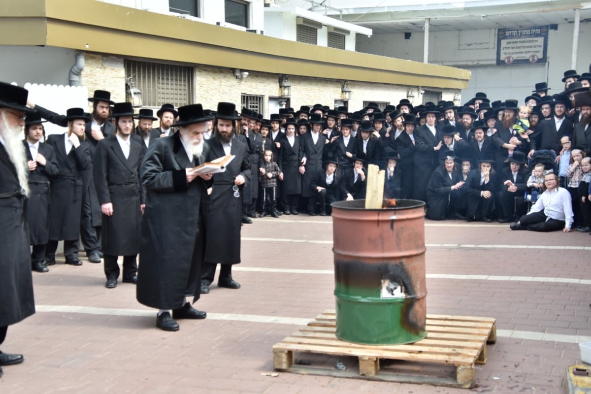 תיעוד מסכם • פסח בחצר הקודש ויז'ניץ