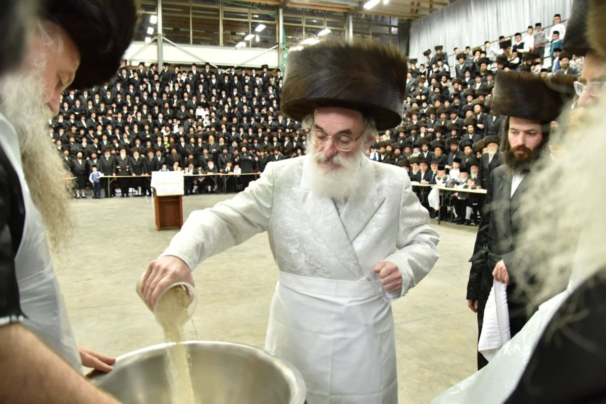 תיעוד מסכם • פסח בחצר הקודש ויז'ניץ