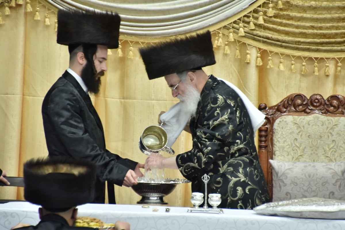 תיעוד מסכם • פסח בחצר הקודש ויז'ניץ