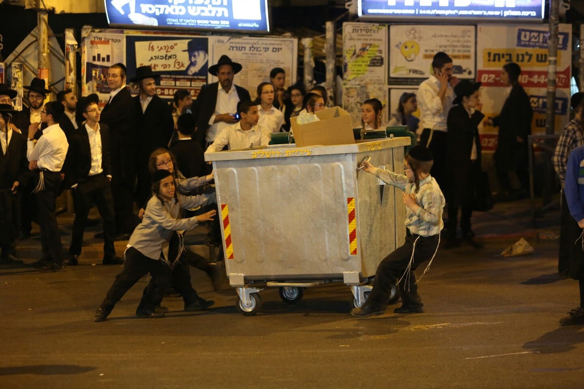 הפרובוקציה של נטורי קרתא: שריפת פחים בצפירה