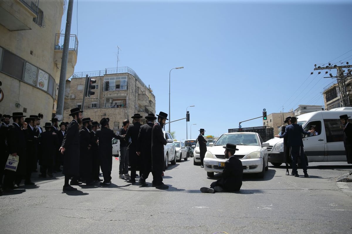 בגלל מעצר הנערה: הפגנות בבית שמש ובירושלים