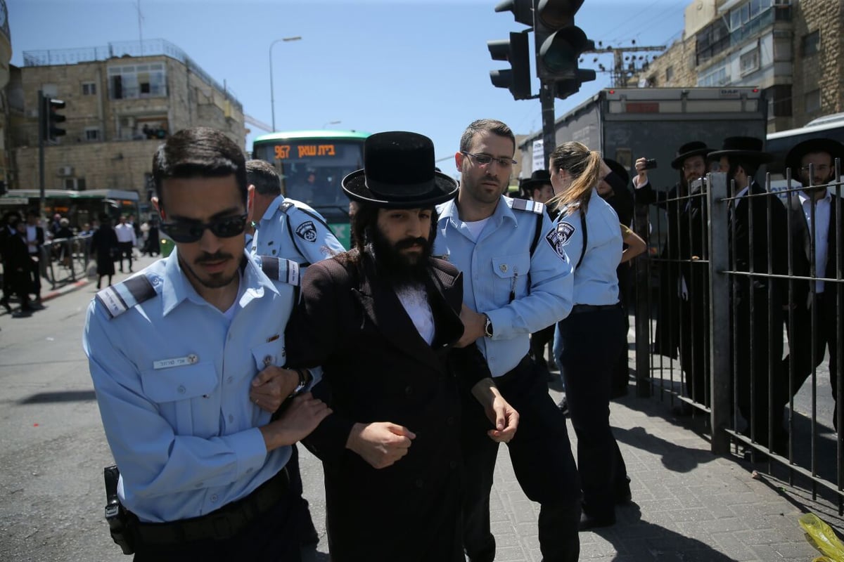 בגלל מעצר הנערה: הפגנות בבית שמש ובירושלים