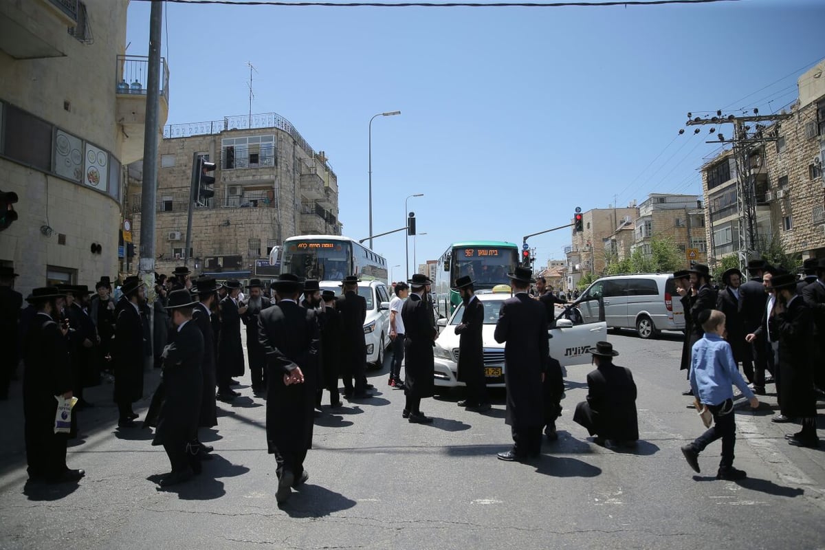 בגלל מעצר הנערה: הפגנות בבית שמש ובירושלים