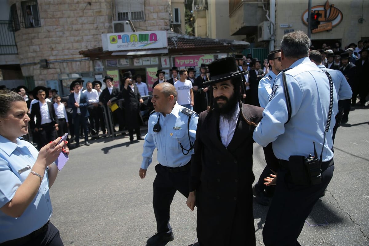 בגלל מעצר הנערה: הפגנות בבית שמש ובירושלים