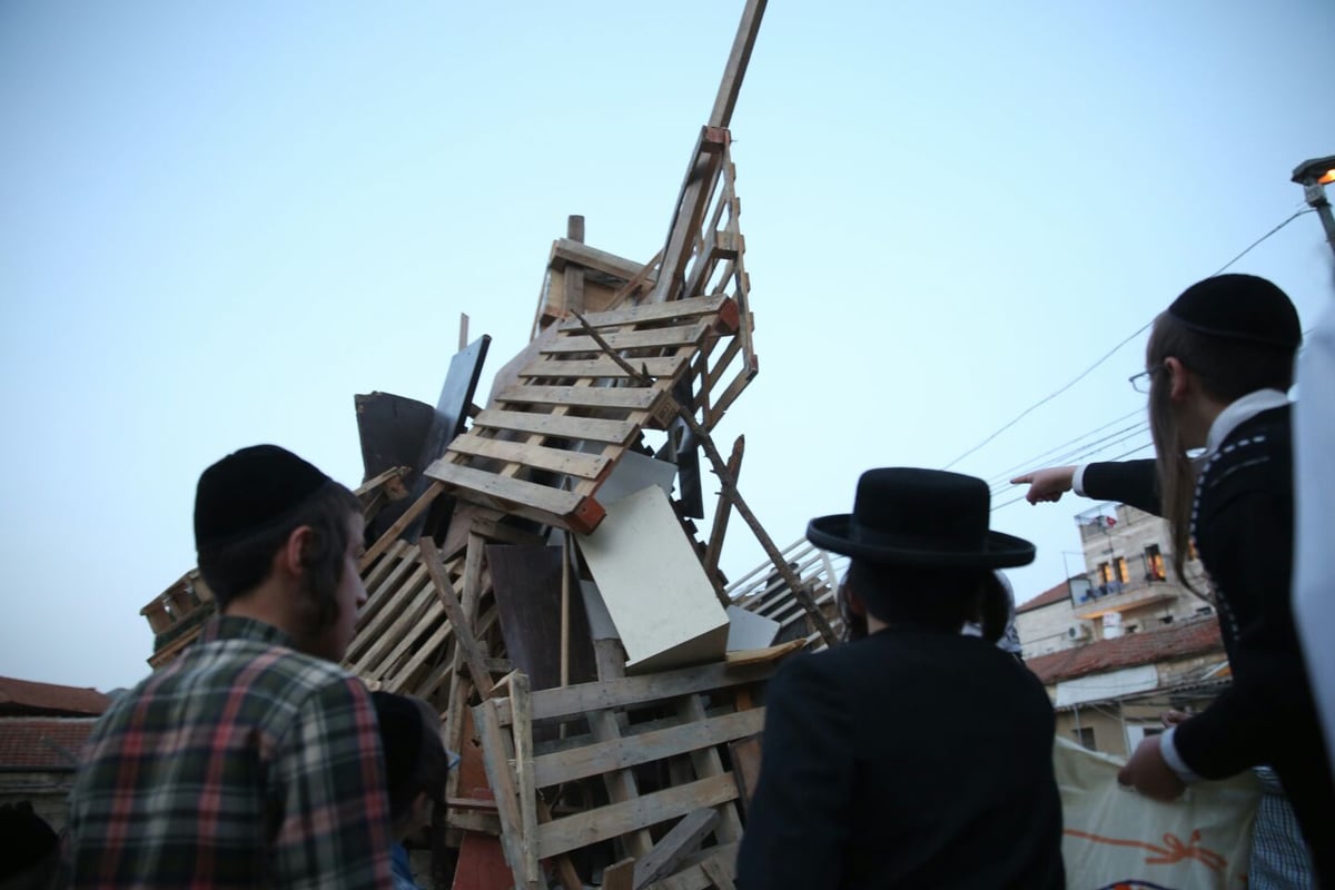 ערב ל"ג בעומר: המדורות בי-ם מחכות לאש