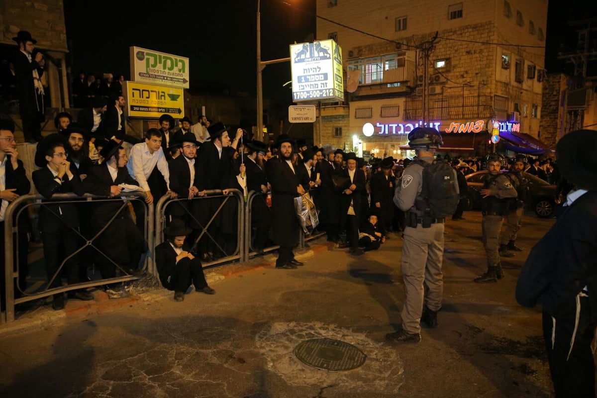 מאות הפגינו בירושלים על "גיוס בנות" • תיעוד