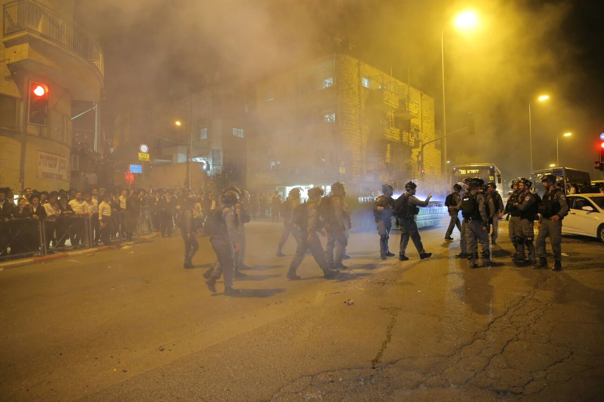 מאות הפגינו בירושלים על "גיוס בנות" • תיעוד