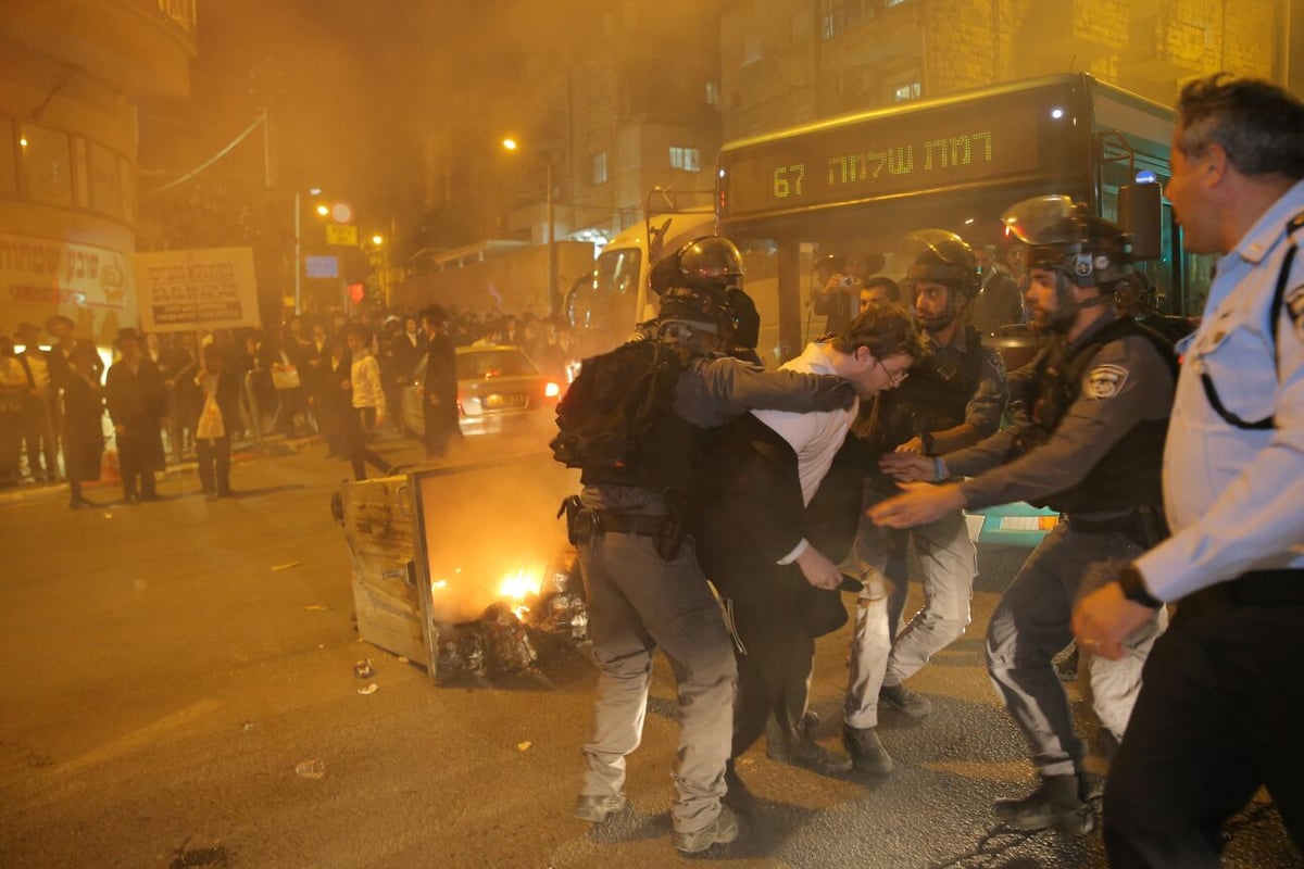 מאות הפגינו בירושלים על "גיוס בנות" • תיעוד