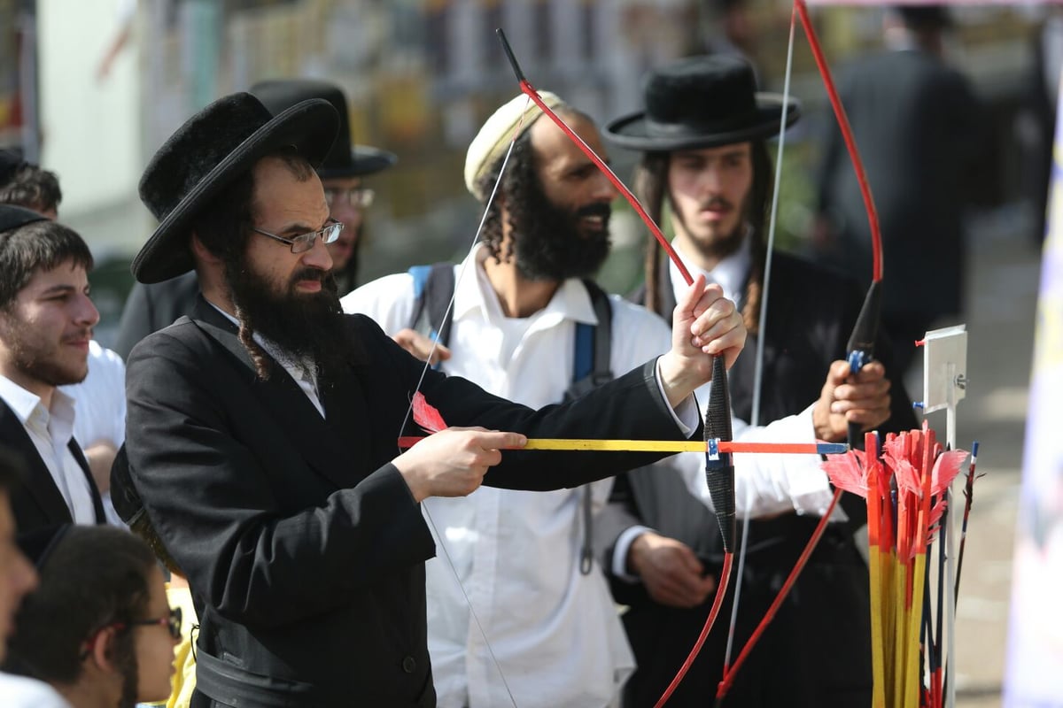 מנהג "חץ וקשת" למהדרין במירון • גלריה