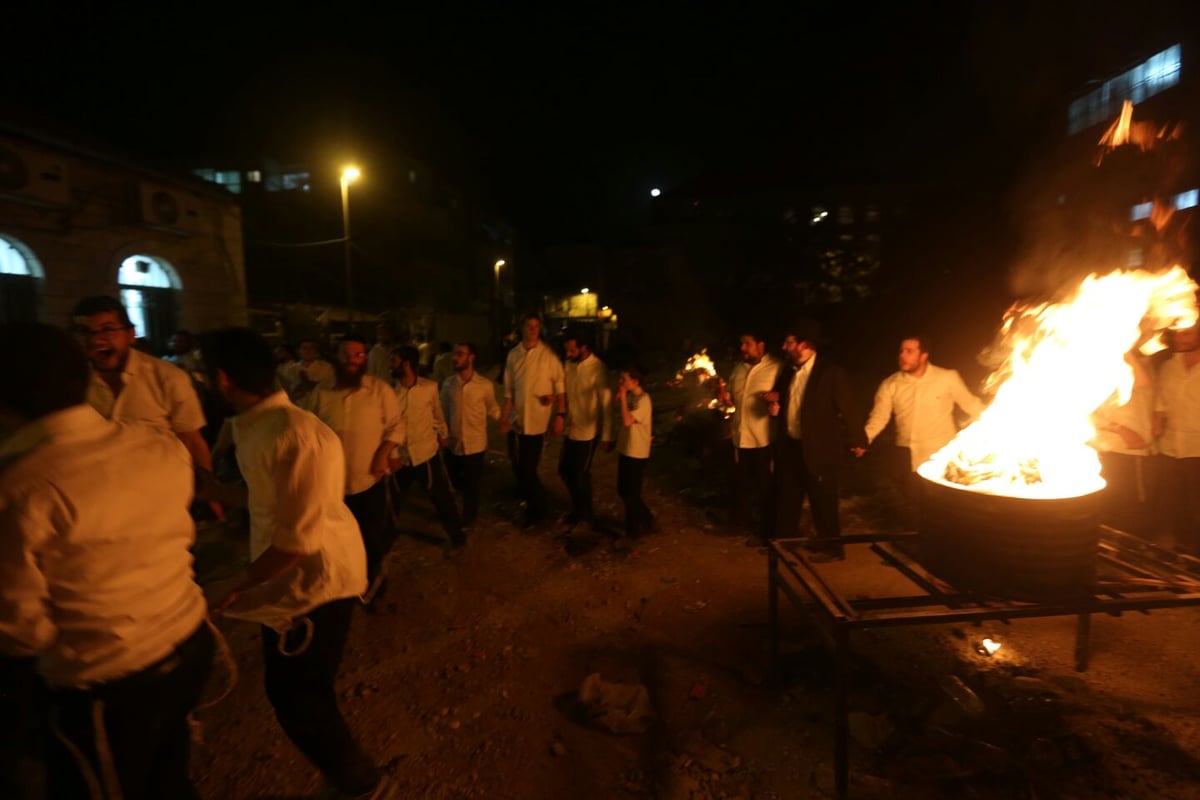 גלריה: המדורה של תלמידי ישיבת רש"י