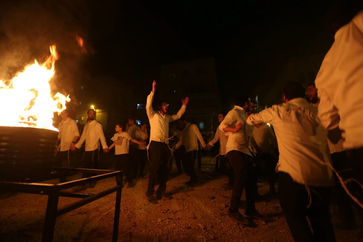 גלריה: המדורה של תלמידי ישיבת רש"י