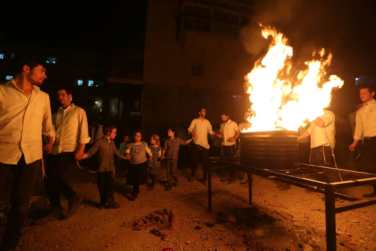 גלריה: המדורה של תלמידי ישיבת רש"י