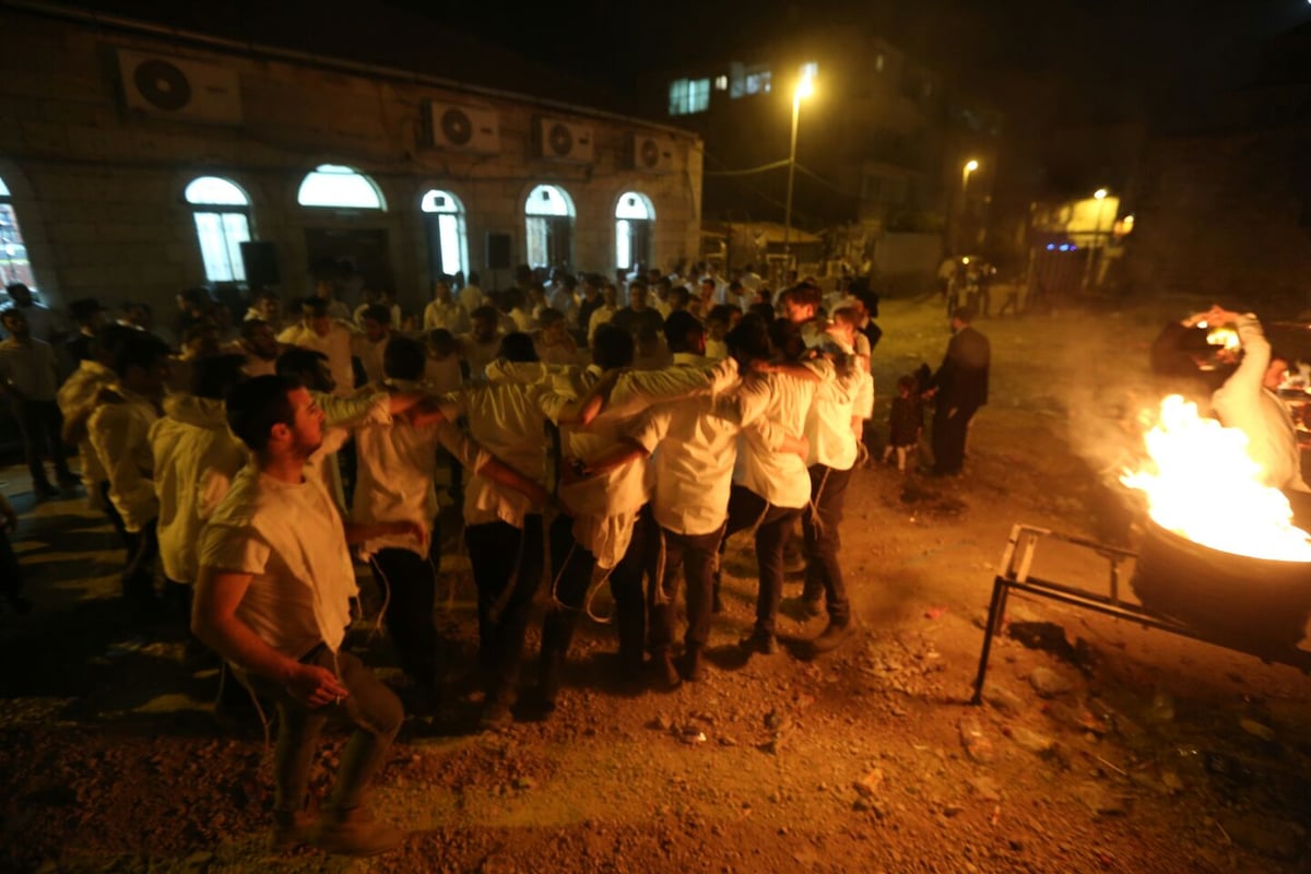 גלריה: המדורה של תלמידי ישיבת רש"י