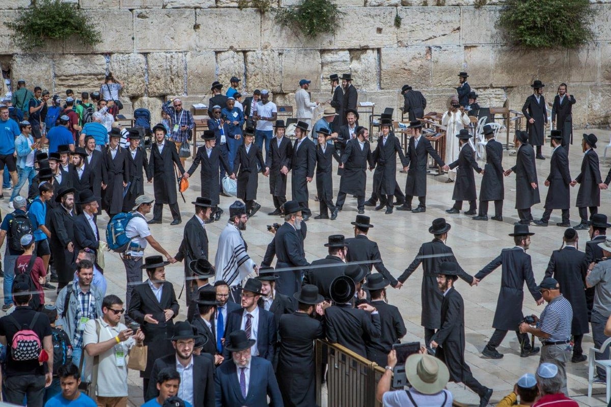 'יום השחרור וההצלה' נחגג בעצרות בעולם