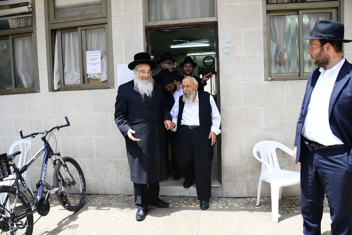 מרן הגר"ח קנייבסקי הבטיח לנגידים: "שינצלו מחבלי משיח"