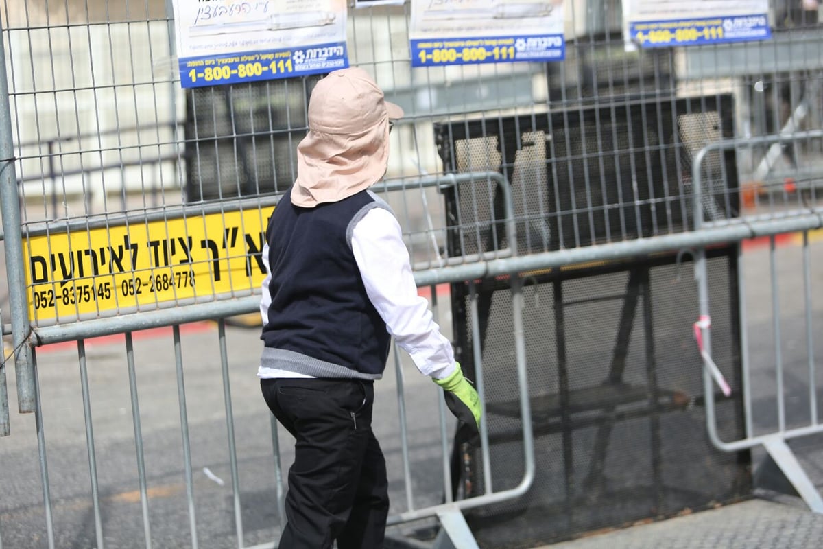 אלפי חסידים נוהרים לשמחה; כבישים נחסמו • תיעוד ראשון