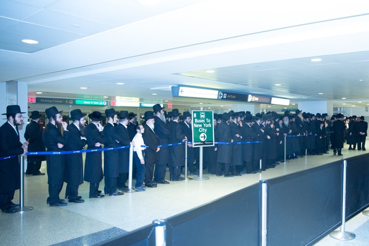 לקראת כינוס סאטמר: הראב"ד נחת בארה"ב