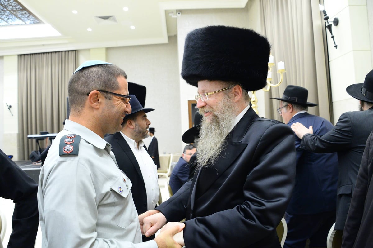 עולם התורה התאחד בחתונת בן יו"ר ועד הישיבות