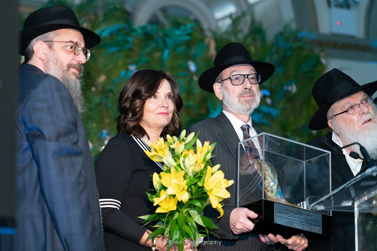 קראון הייטס: איל ההון הליטאי תרם כמיליון דולר לקעמפ חב"די