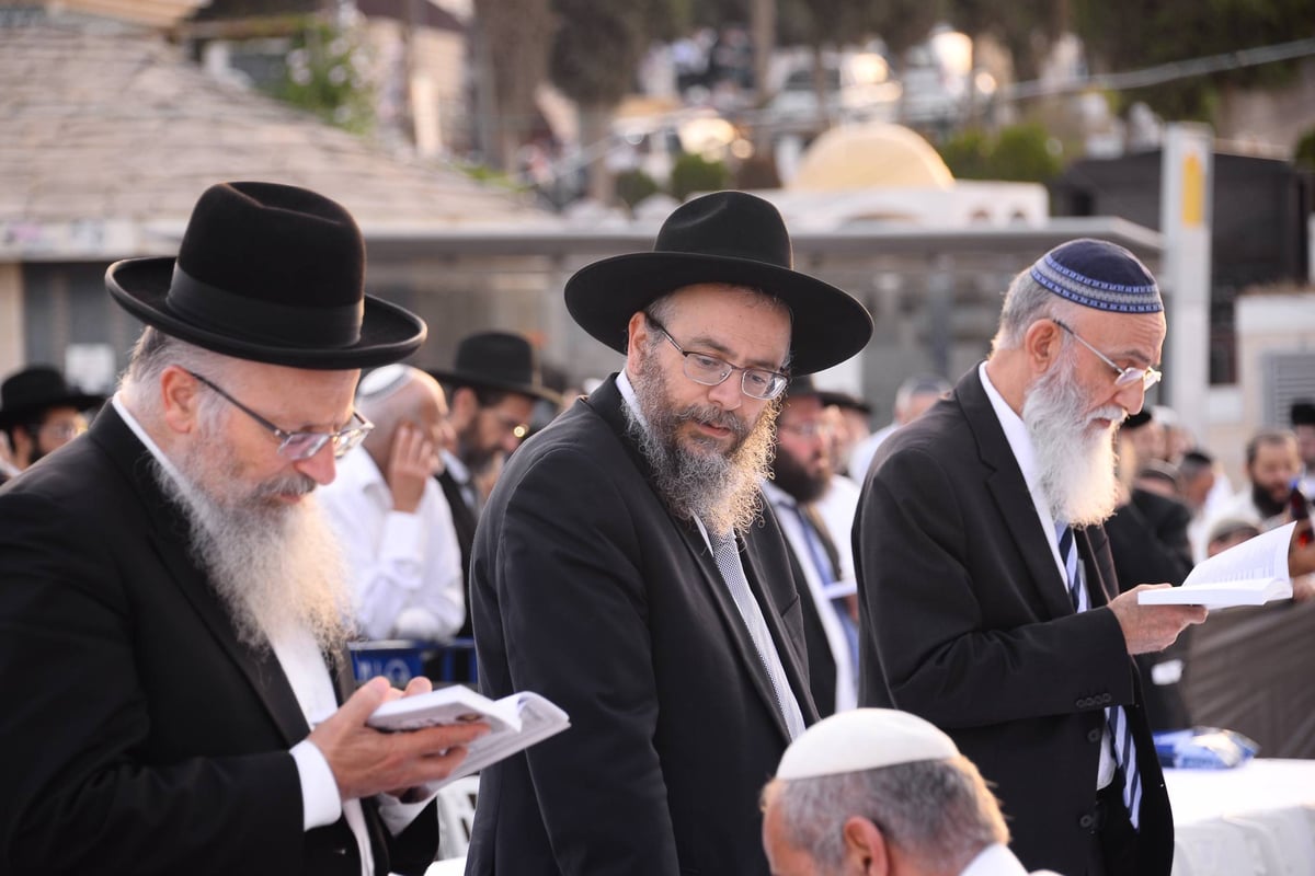 גלריה: הילולת מרן הרב מרדכי אליהו זצוק"ל