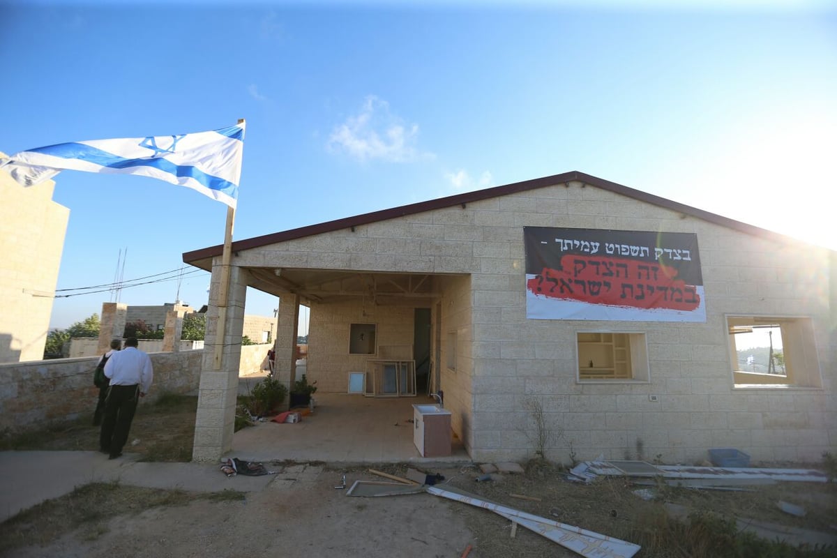 לקראת הריסת הבתים: עצרת מחאה ב'נתיב האבות'