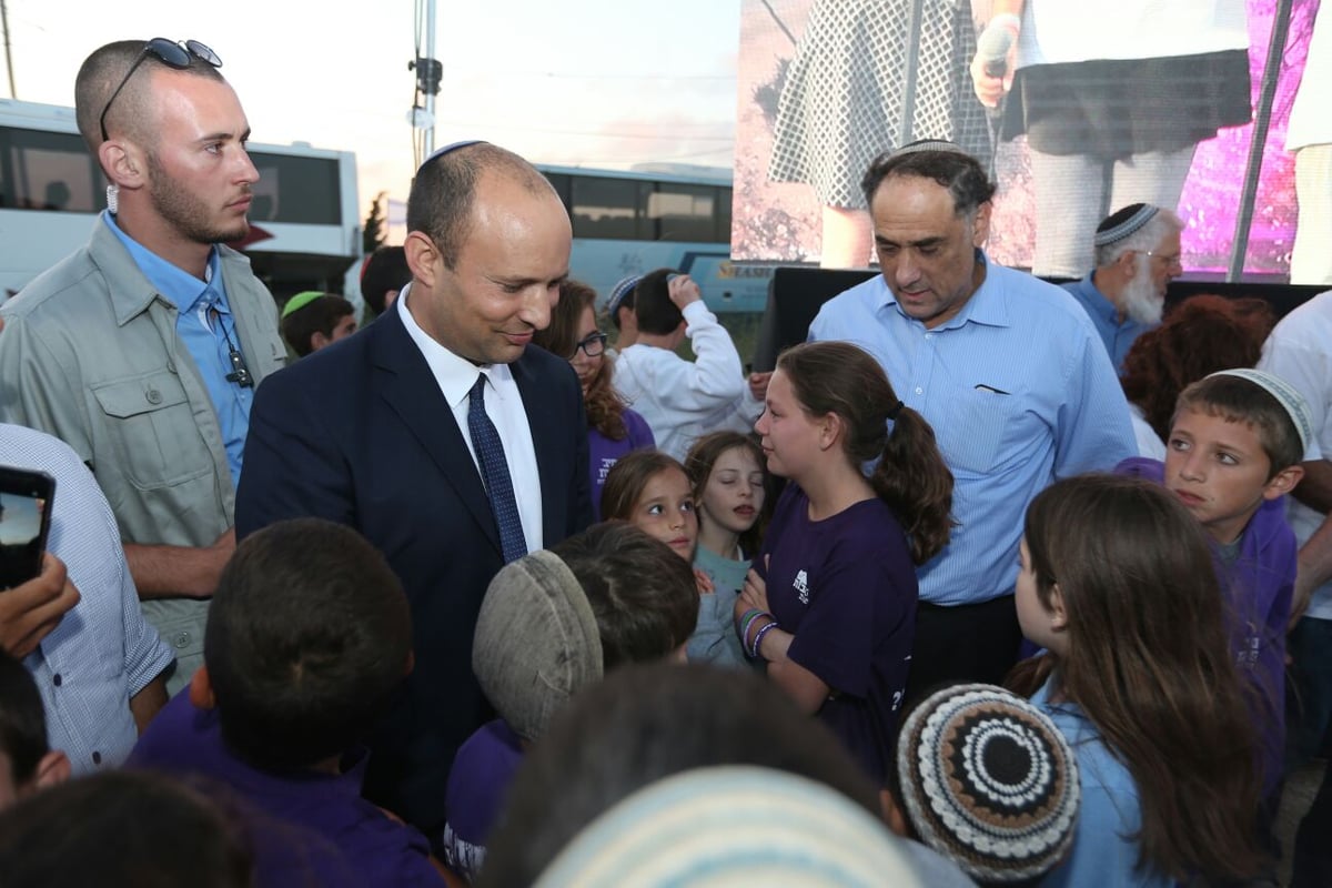 לקראת הריסת הבתים: עצרת מחאה ב'נתיב האבות'