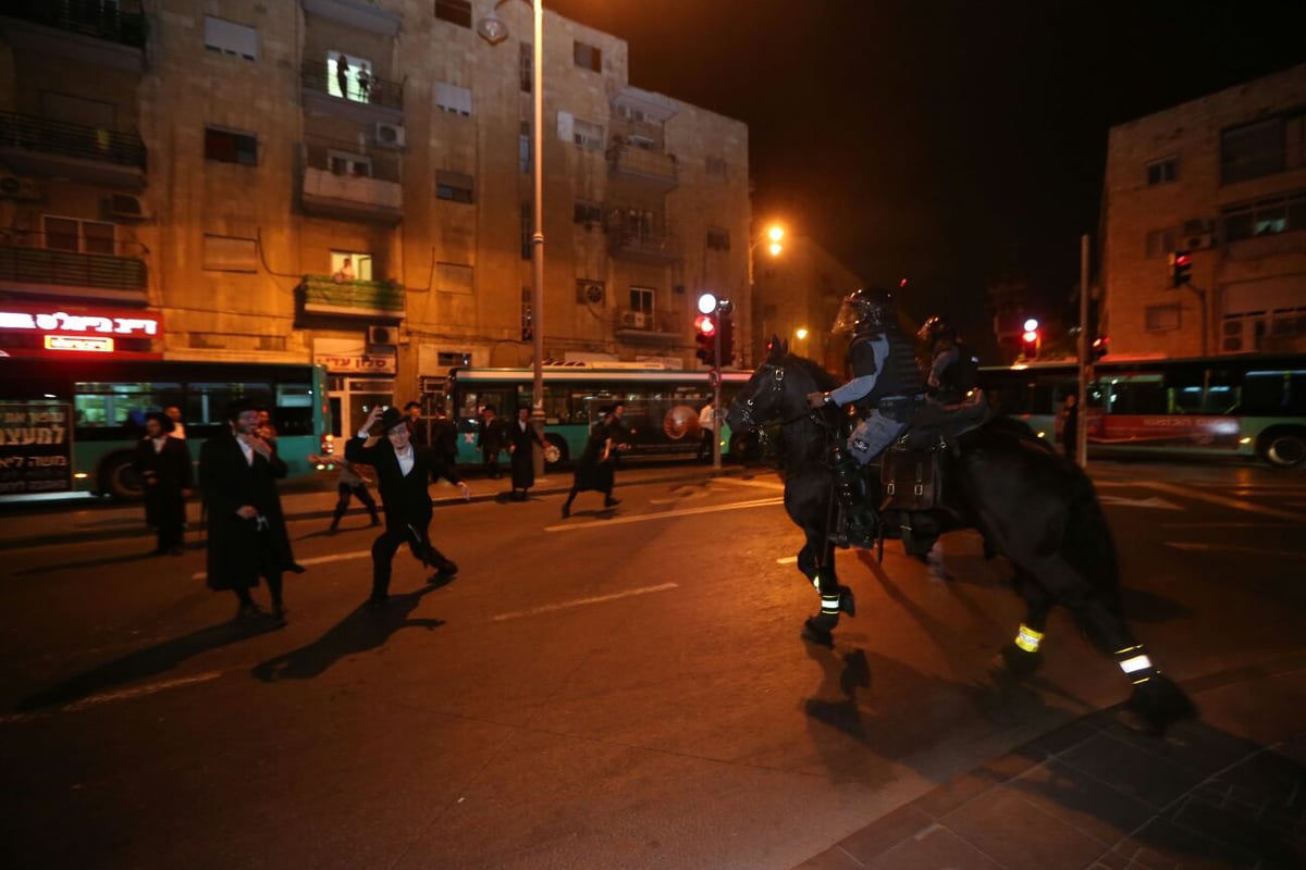 בלב ירושלים: שוטרי יס"מ הכו באכזריות עולה חדש מהודו