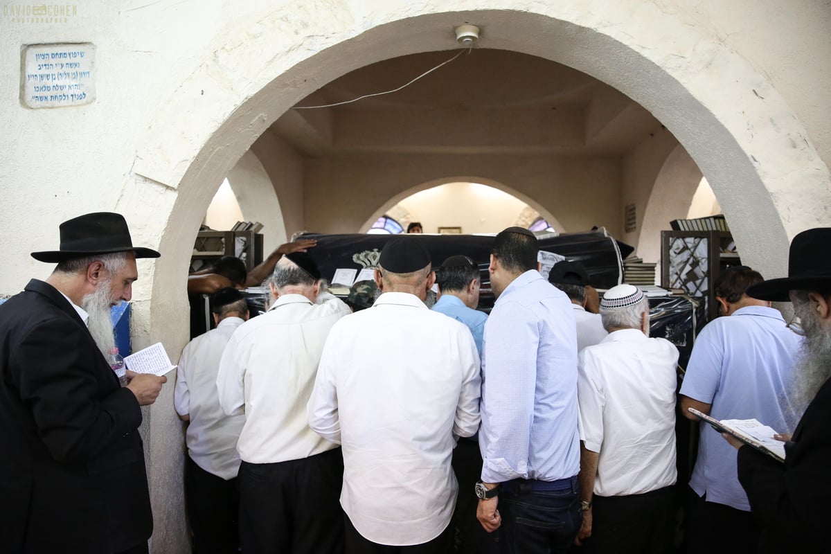 הילולת רבי יונתן בן עוזיאל בעמוקה • צפו