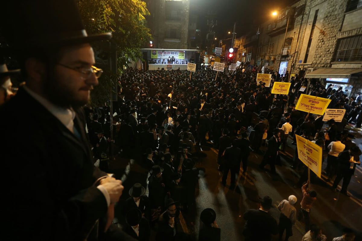 הפגנת הגיוס: "הבנות הספרדיות אינן רכוש"