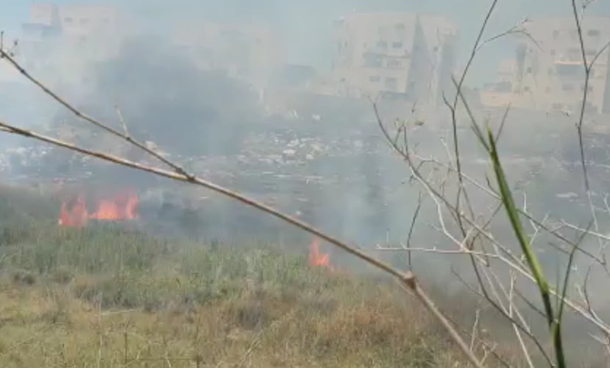 "הסתגרו בבתים": שריפה גדולה השתוללה סמוך לרמת בית שמש