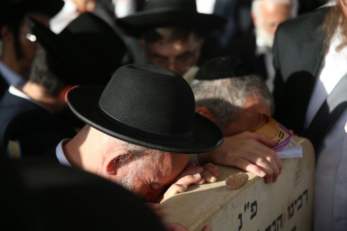 תיעוד: הילולת חכם בן ציון אבא שאול זצ"ל