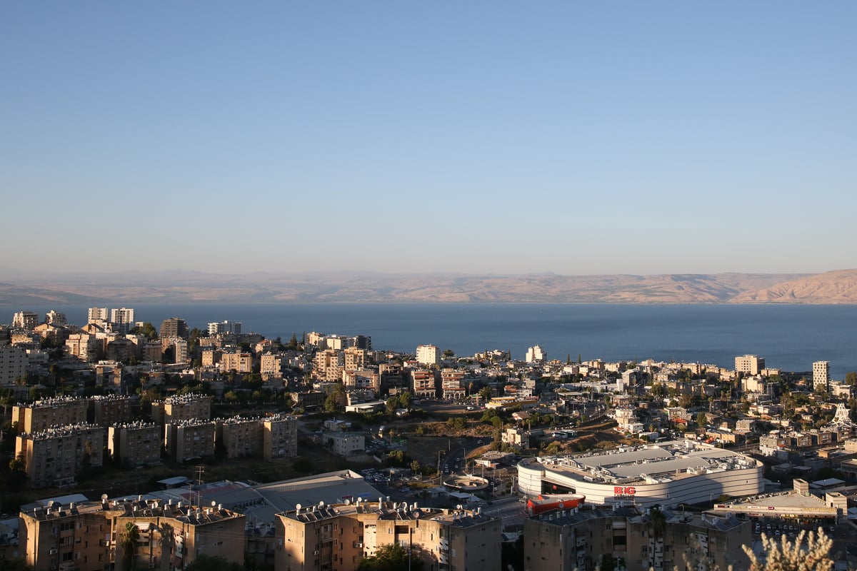 כך נראית טבריה לאחר עשרות רעידות אדמה