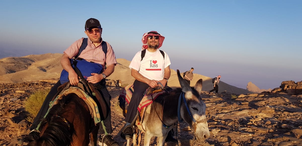 תיעוד: חרדים מחופשים לערבים בלב ירדן