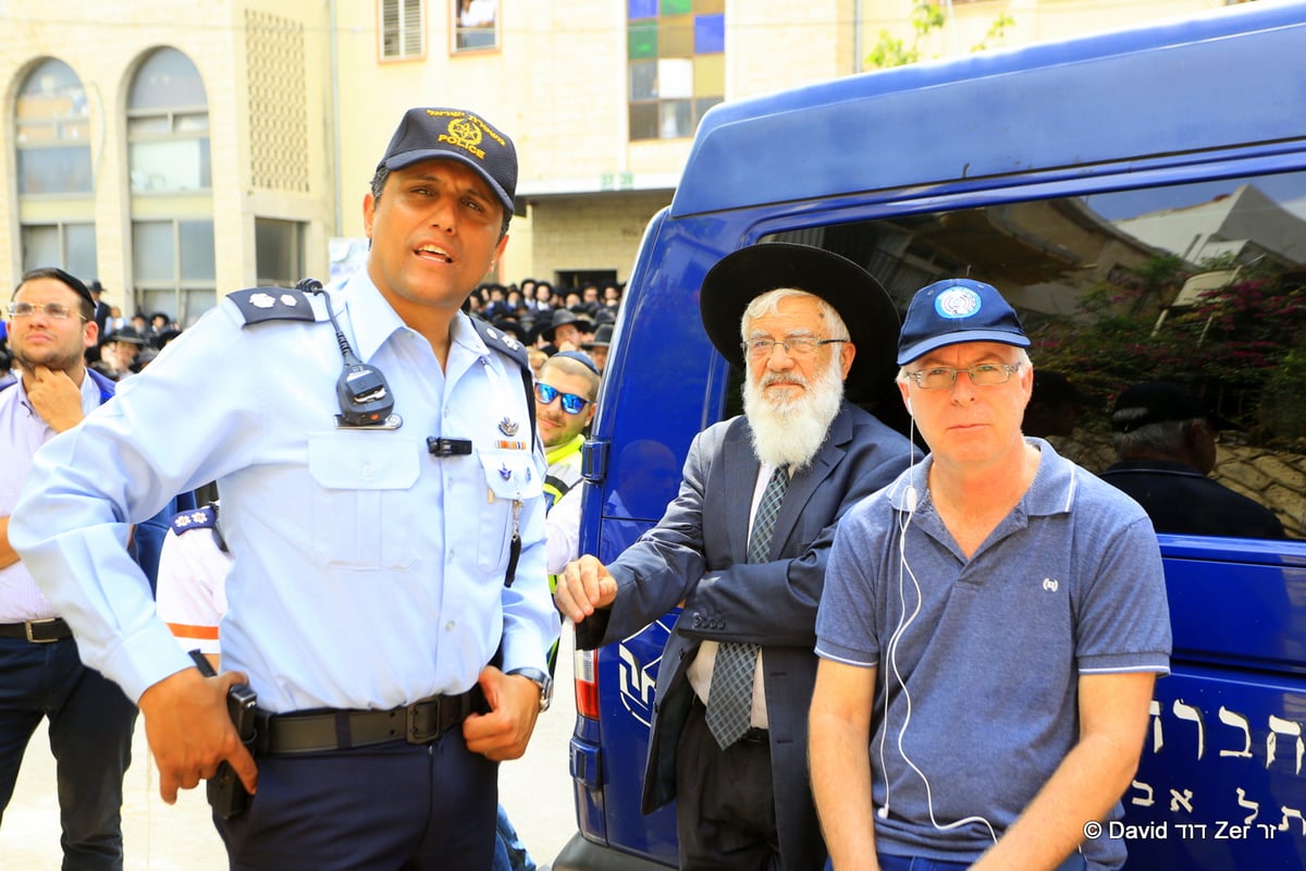 בני ברק נפרדה מהמקובל רבי  שריה דבליצקי זצ"ל