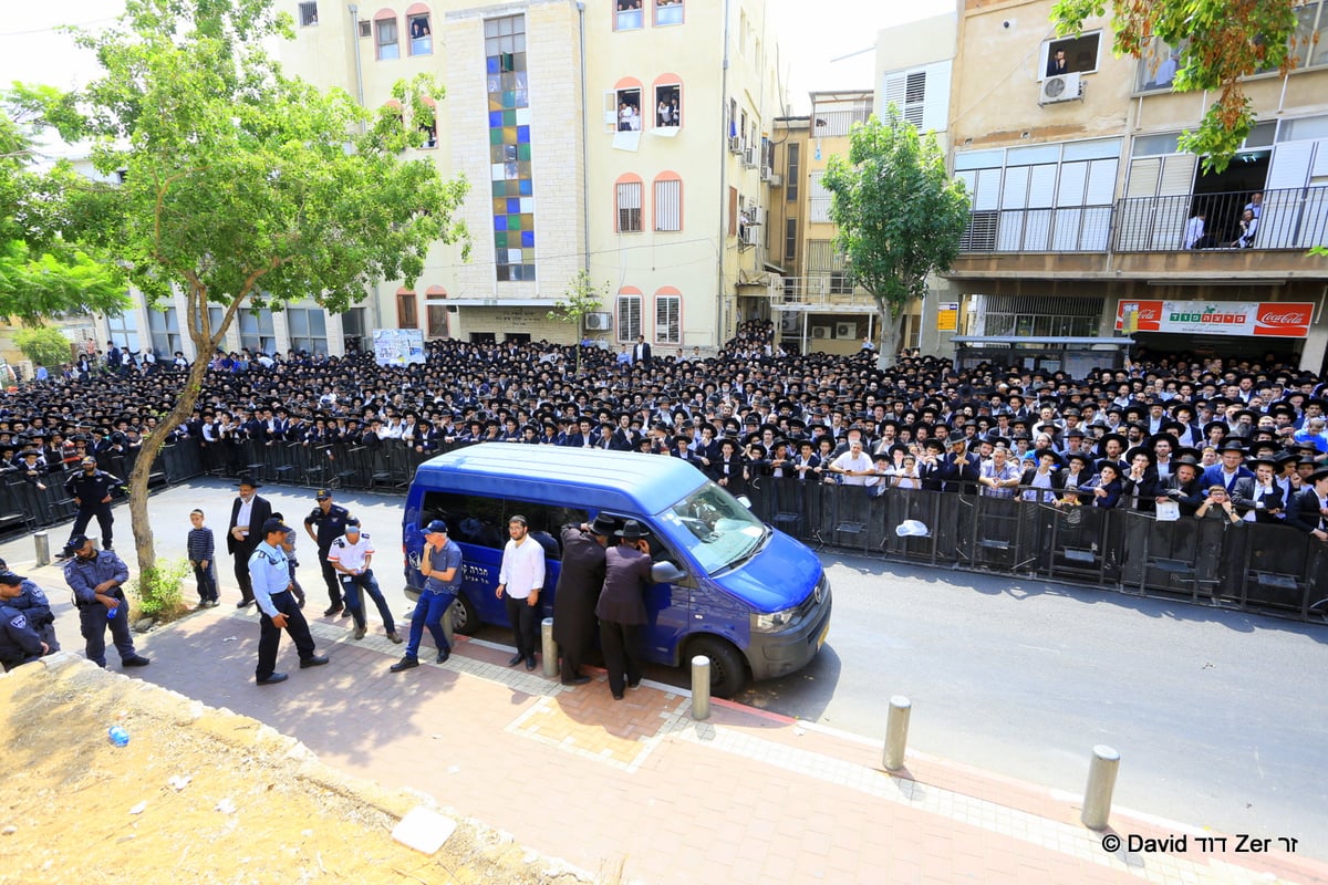 בני ברק נפרדה מהמקובל רבי  שריה דבליצקי זצ"ל