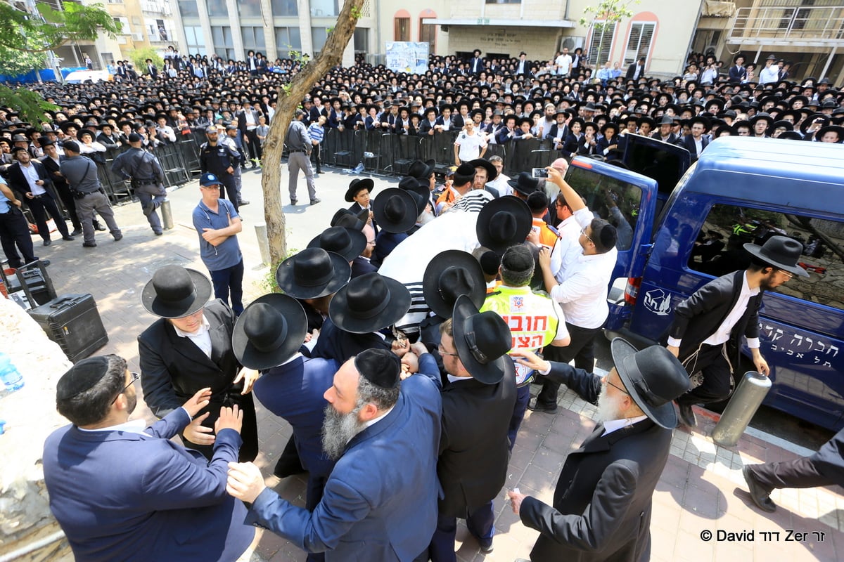 בני ברק נפרדה מהמקובל רבי  שריה דבליצקי זצ"ל