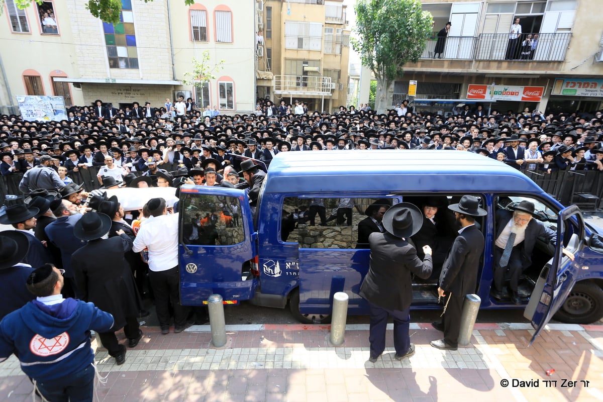 בני ברק נפרדה מהמקובל רבי  שריה דבליצקי זצ"ל