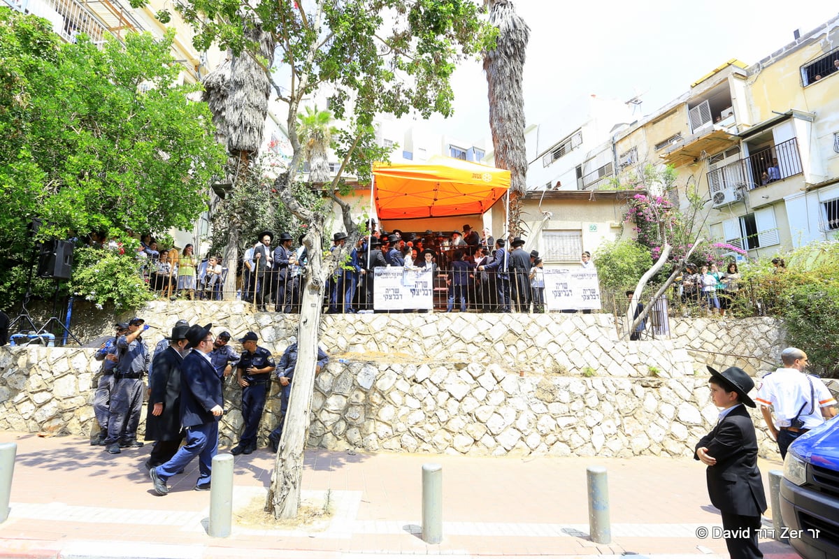 בני ברק נפרדה מהמקובל רבי  שריה דבליצקי זצ"ל