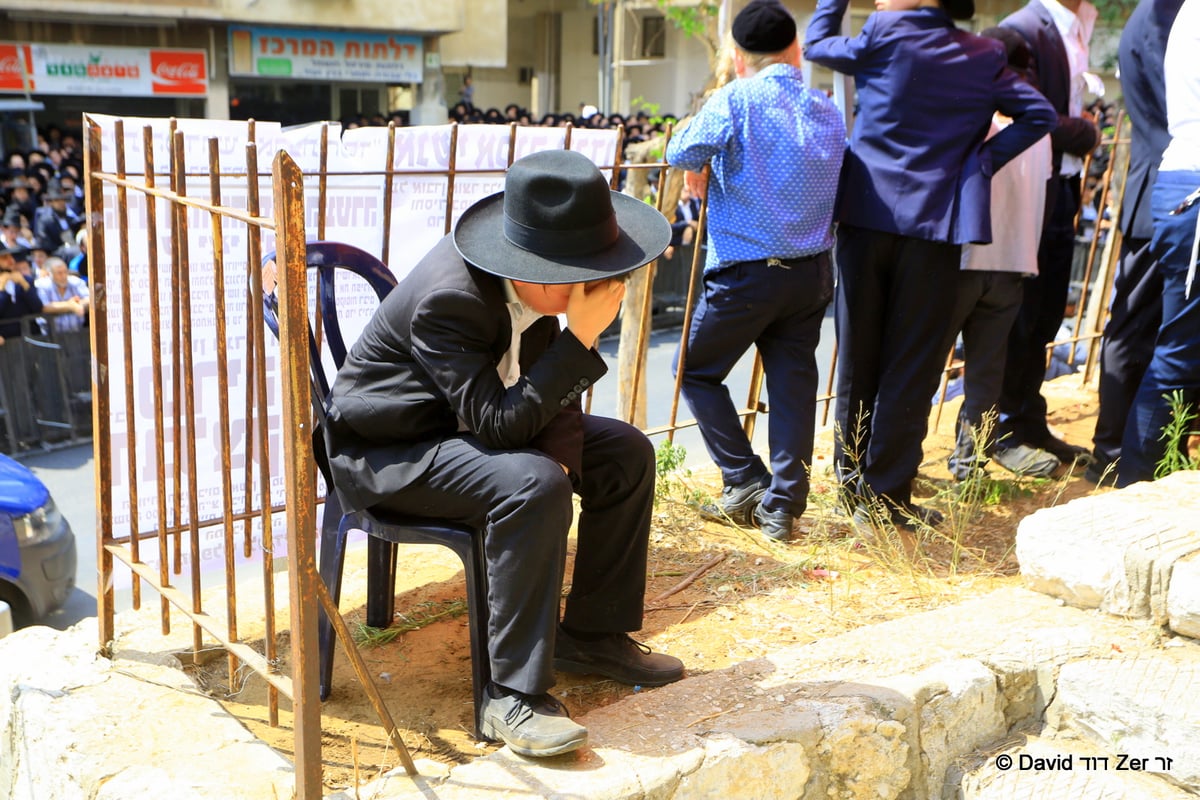 בני ברק נפרדה מהמקובל רבי  שריה דבליצקי זצ"ל