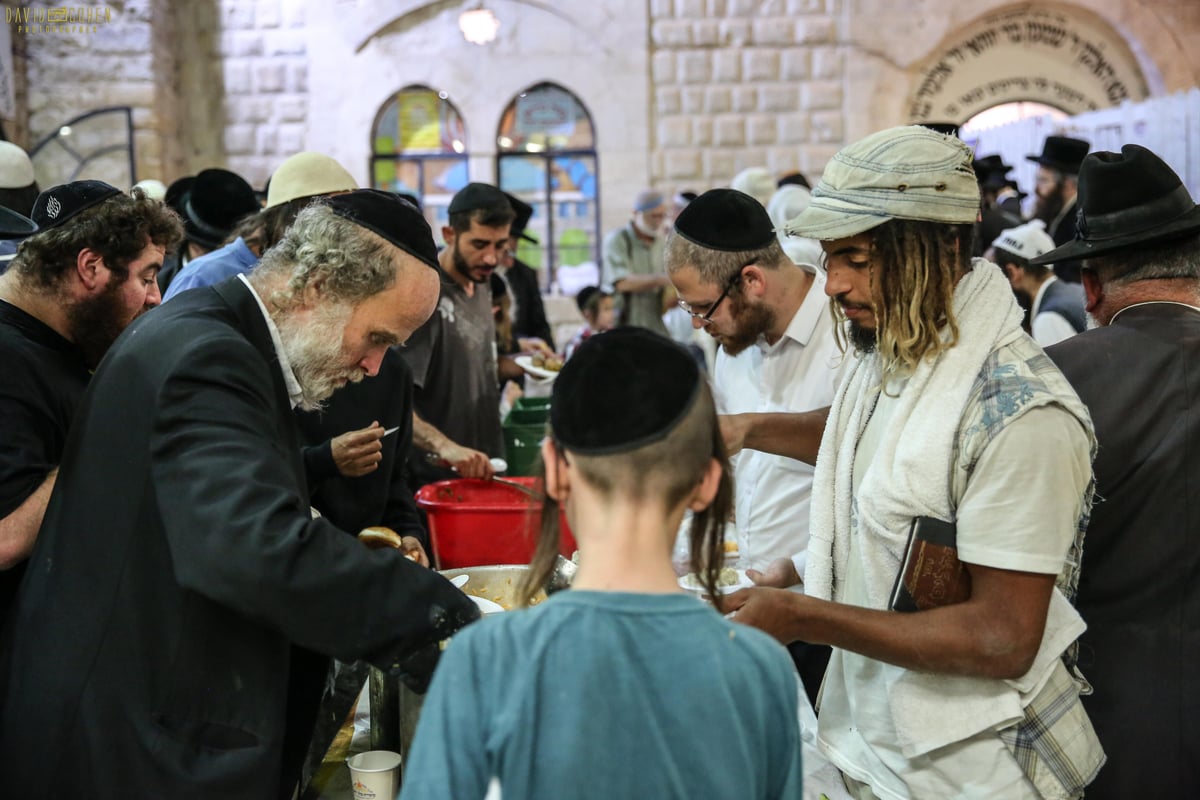 תיעוד מסכם • תשעה באב בצפת ובמירון