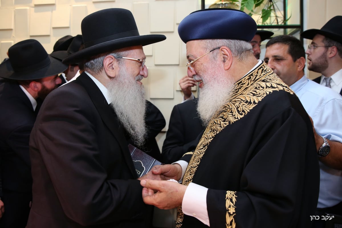 גלריה: חתונת נכד הראשון לציון הגר"ש עמאר