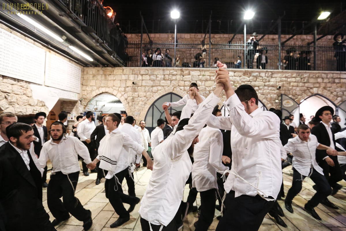 מלווה מלכה וריקודים אצל 'רבי שמעון' • צפו