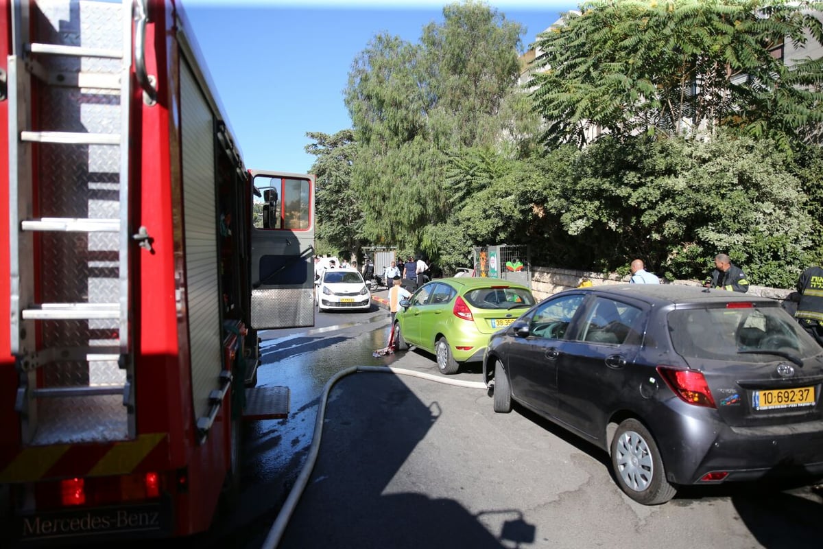 רמת אשכול: הצית את דירתו והסתגר בתוכה