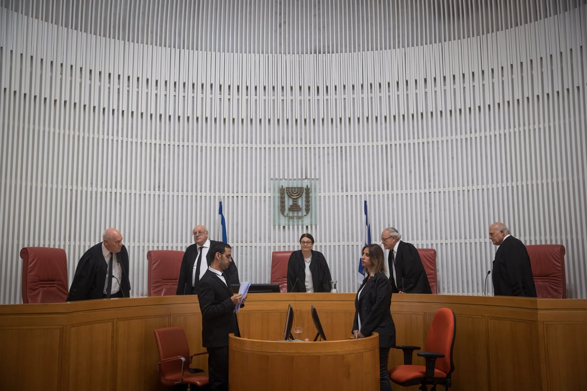 בג"ץ לאגודת ישראל: לשנות סעיף שמונע התמודדות נשים