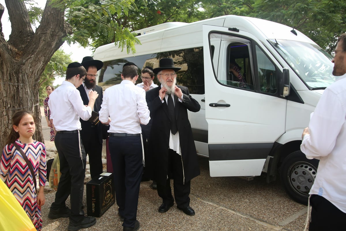 הקעמפ של עולם הישיבות  • צפו בתמונות