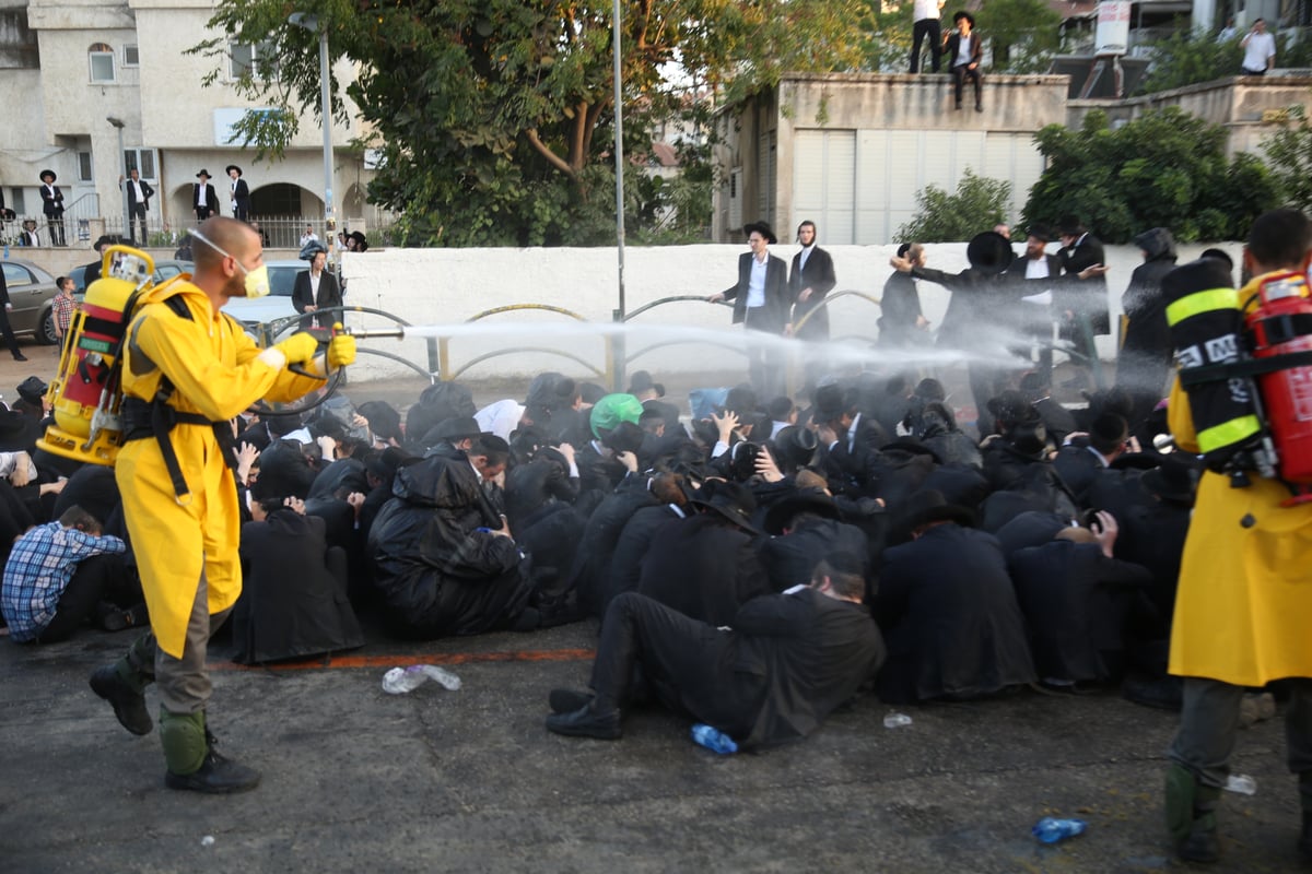 מפגינים מ"הפלג הירושלמי" חסמו את בני ברק • תיעוד נרחב