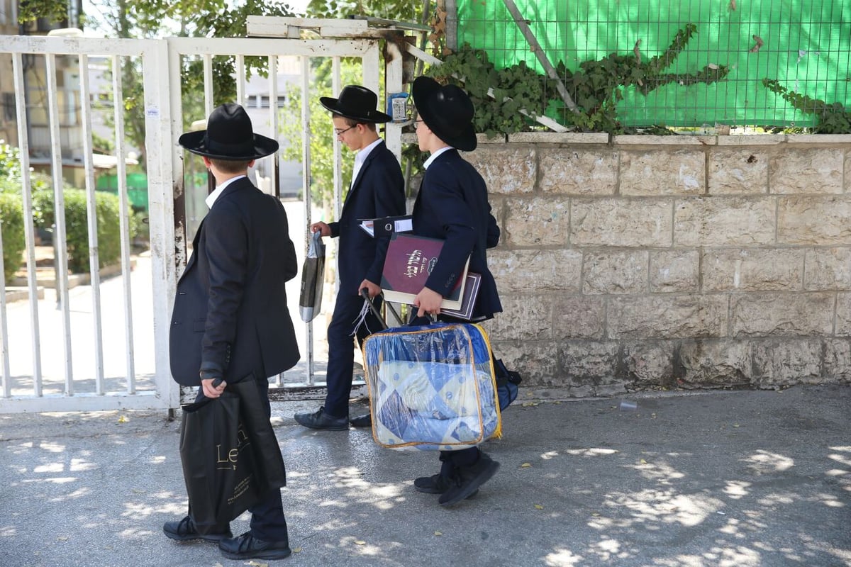 אלול כבר פה: הצצה מיוחדת אל היכלי הישיבות היוקרתיות