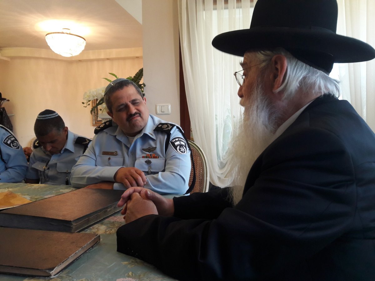 המפכ"ל פתח את שנת הלימודים בתלמוד תורה • צפו